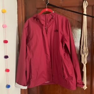 The North Face Women’s Venture 2 Jacket